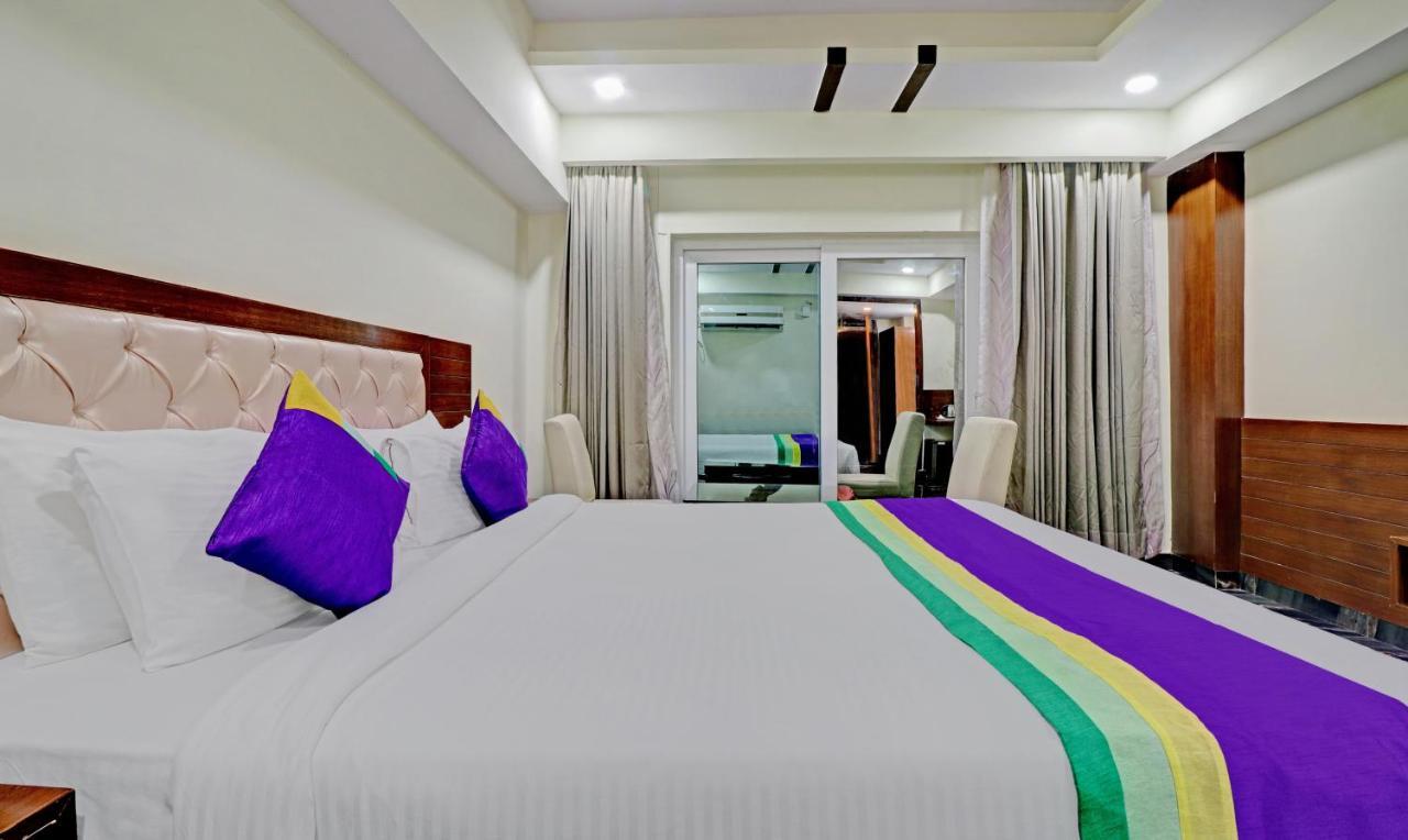Hotel Treebo Premium Pearl Avenue Banquets And Lawn 4*