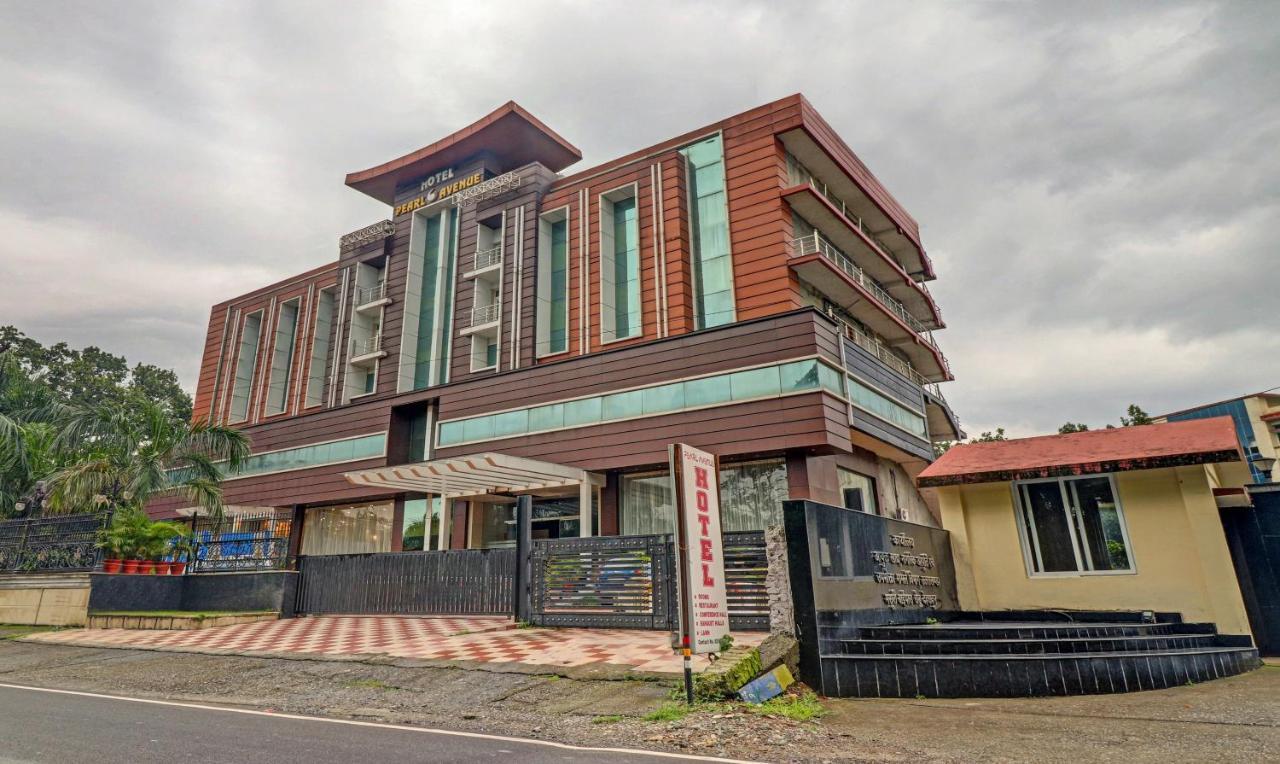 Treebo Premium Pearl Avenue Banquets And Lawn 4*