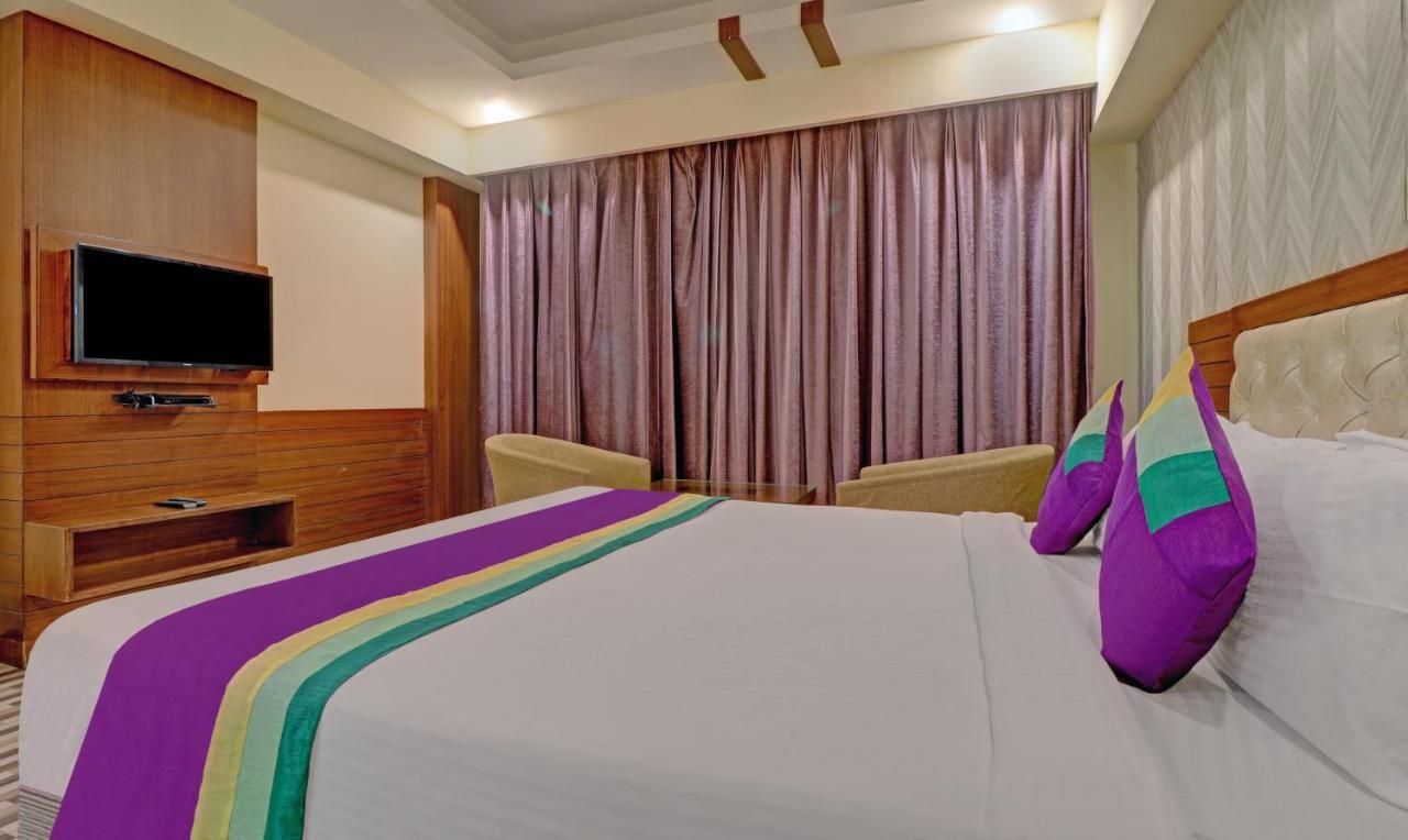 Treebo Premium Pearl Avenue Banquets And Lawn Hotel